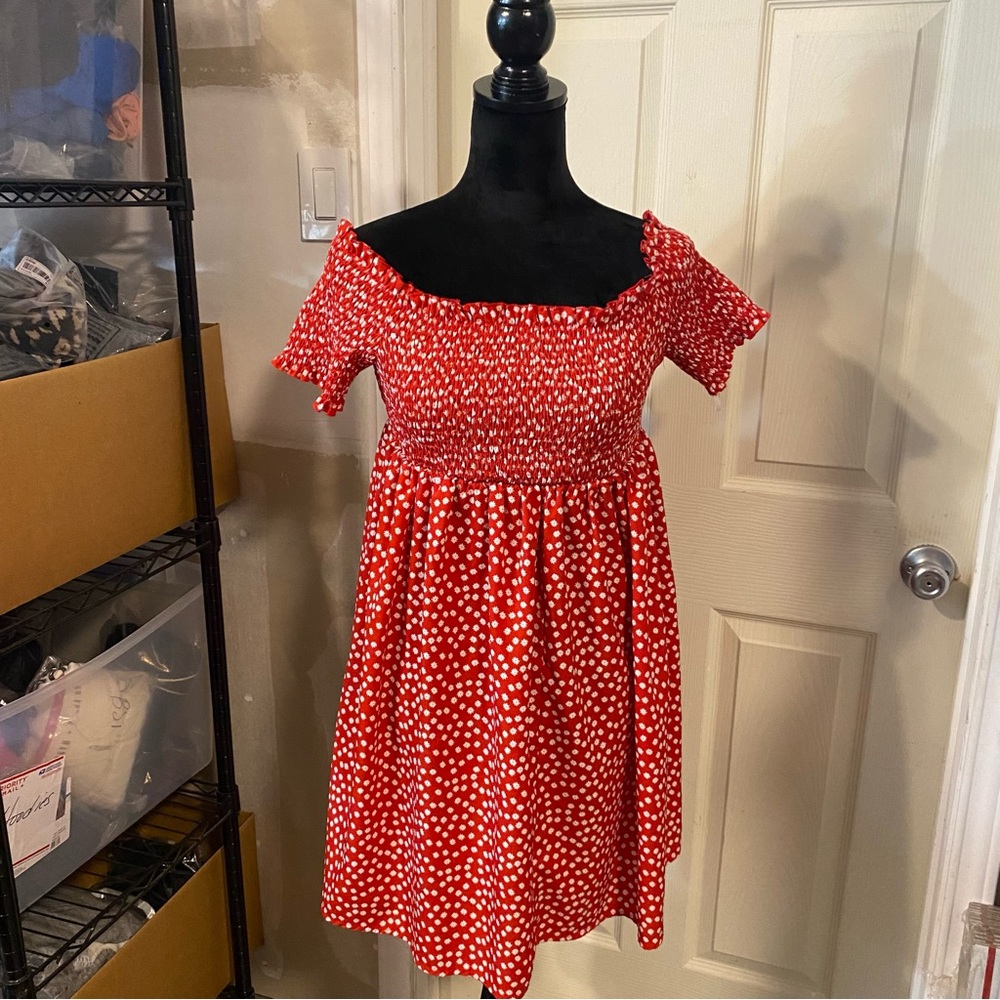SHEIN Dress Smocked Women’s Médium polka dot red white mini dress